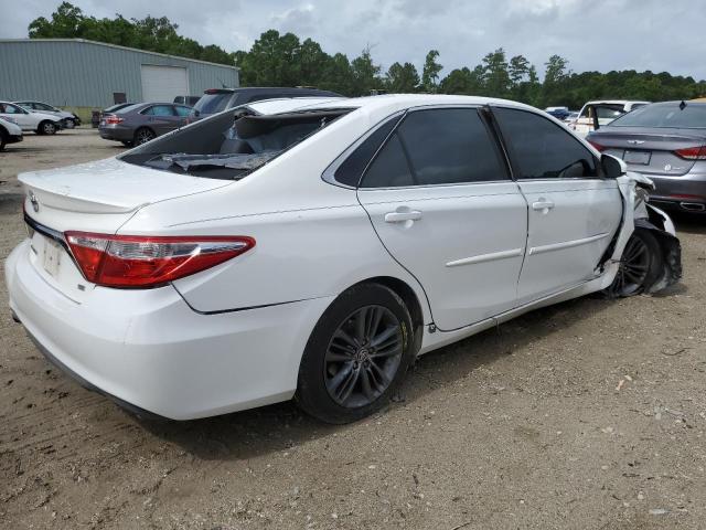 VIN 4T1BF1FK5FU488994 2015 Toyota Camry, LE no.3