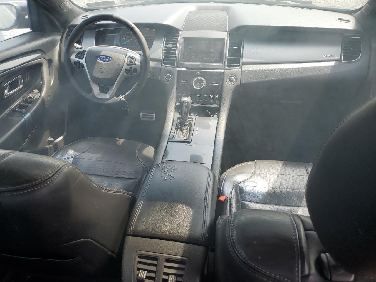 1FAHP2KT1DG135573 2013 Ford Taurus Sho