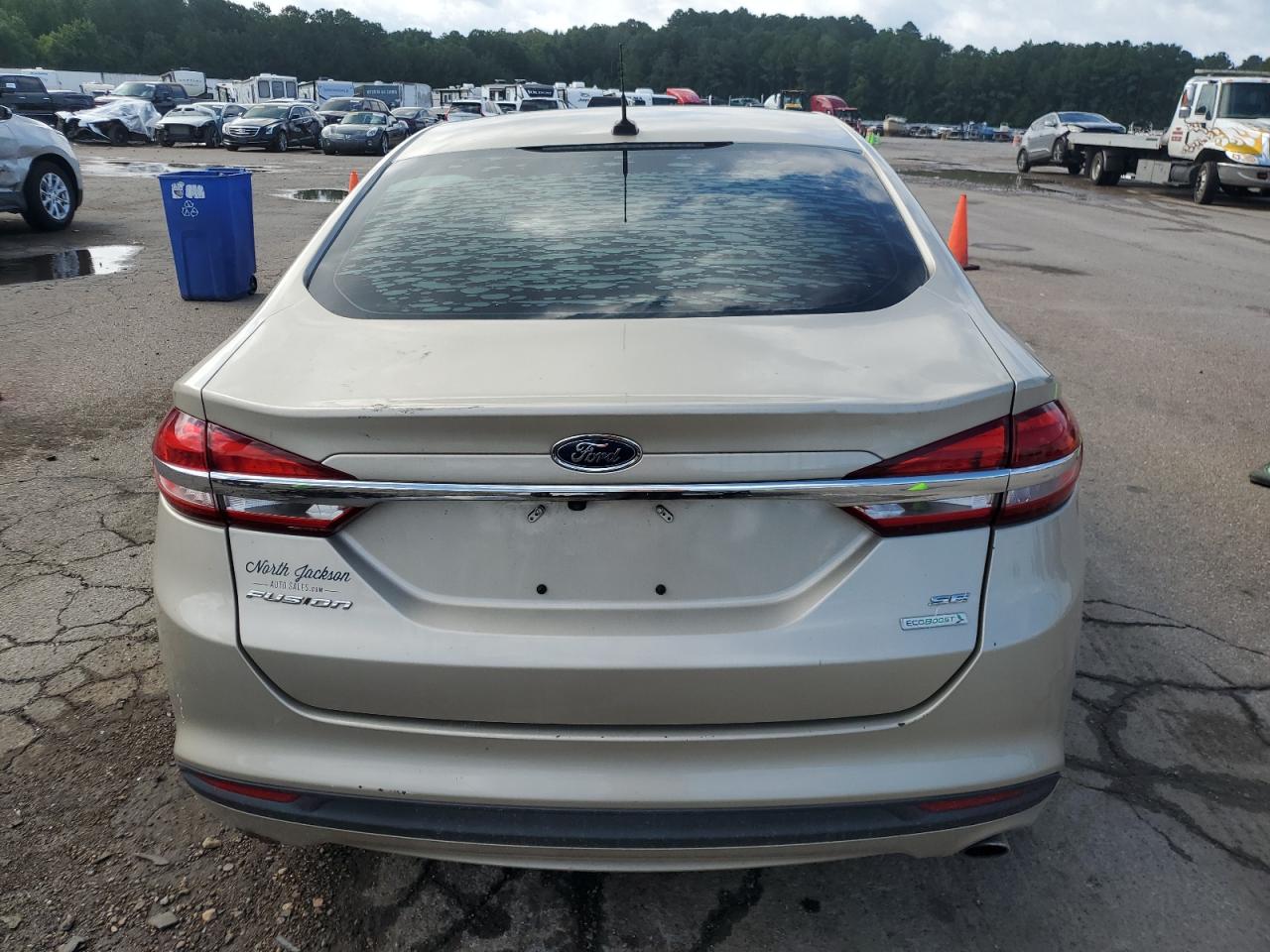 3FA6P0HD0HR364675 2017 Ford Fusion Se