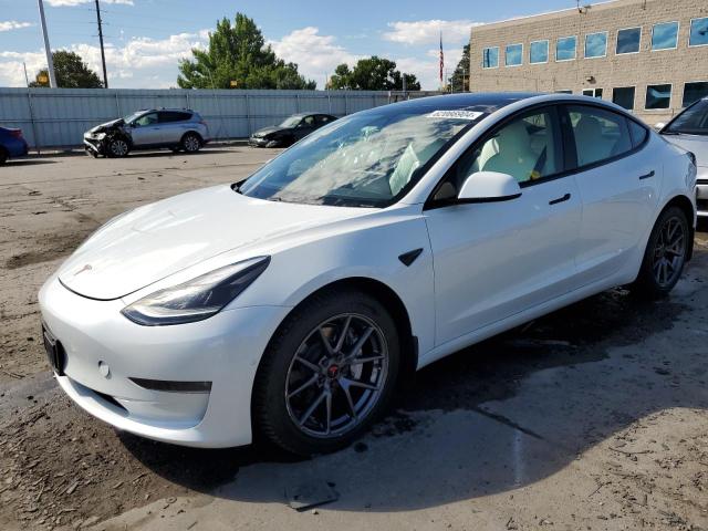  TESLA MODEL 3 2021 Білий