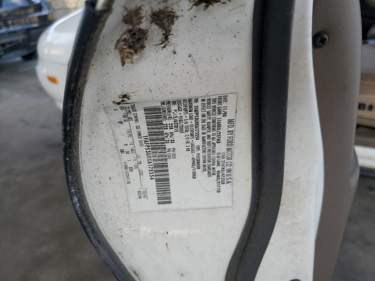 1FAFP53U0XA175554 1999 Ford Taurus Se