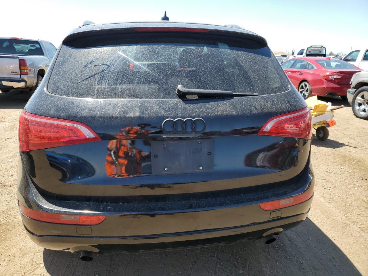 WA1CFAFPXBA008314 2011 Audi Q5 Premium