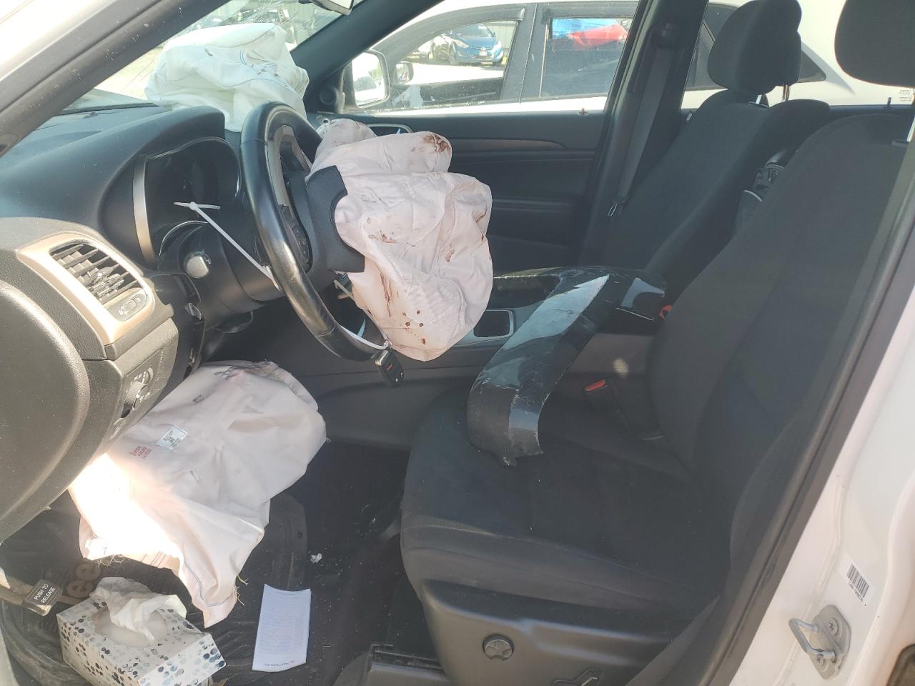 1C4RJFAG2FC188739 2015 Jeep Grand Cherokee Laredo