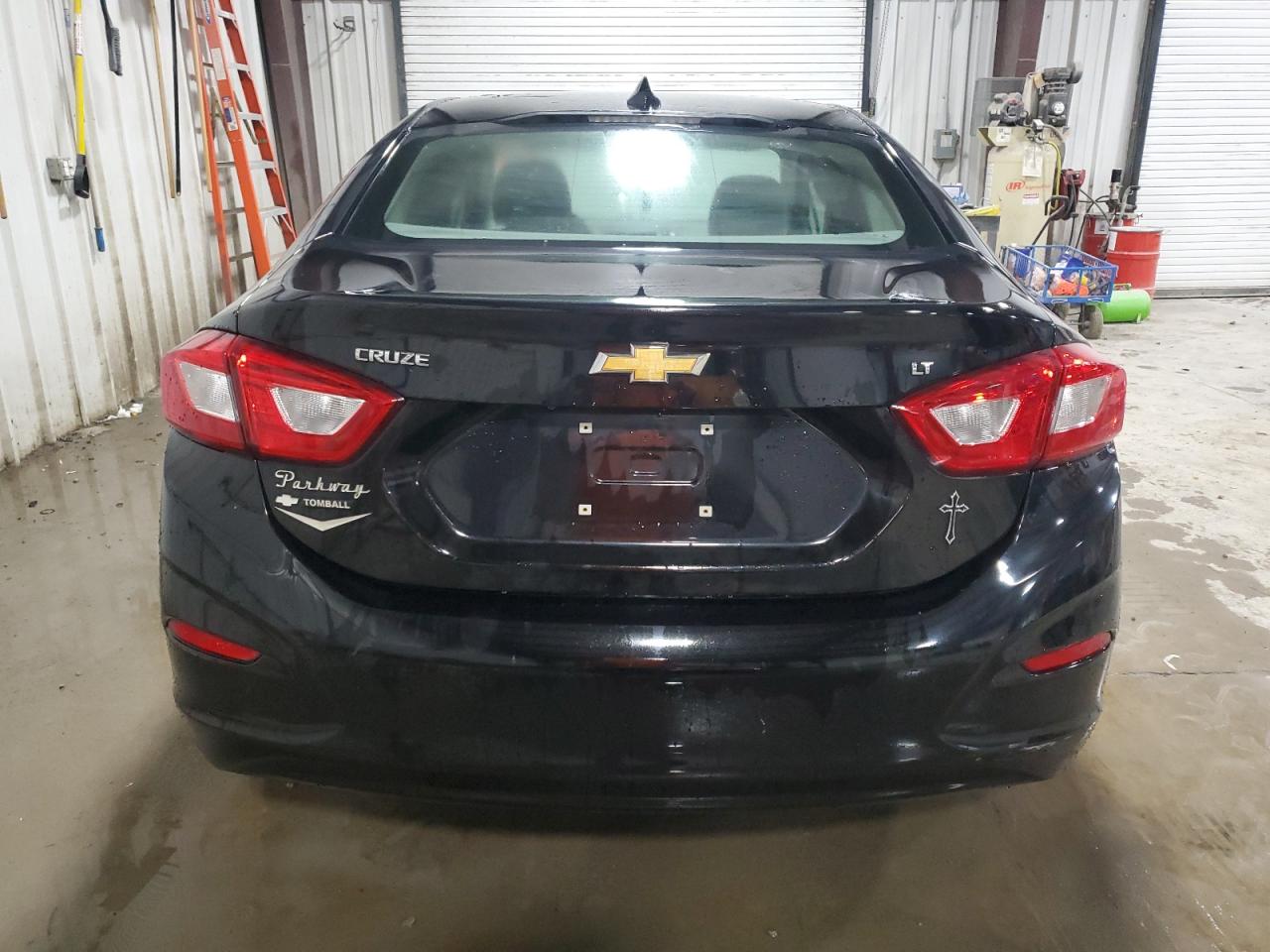 2018 Chevrolet Cruze Lt vin: 1G1BE5SM4J7147916