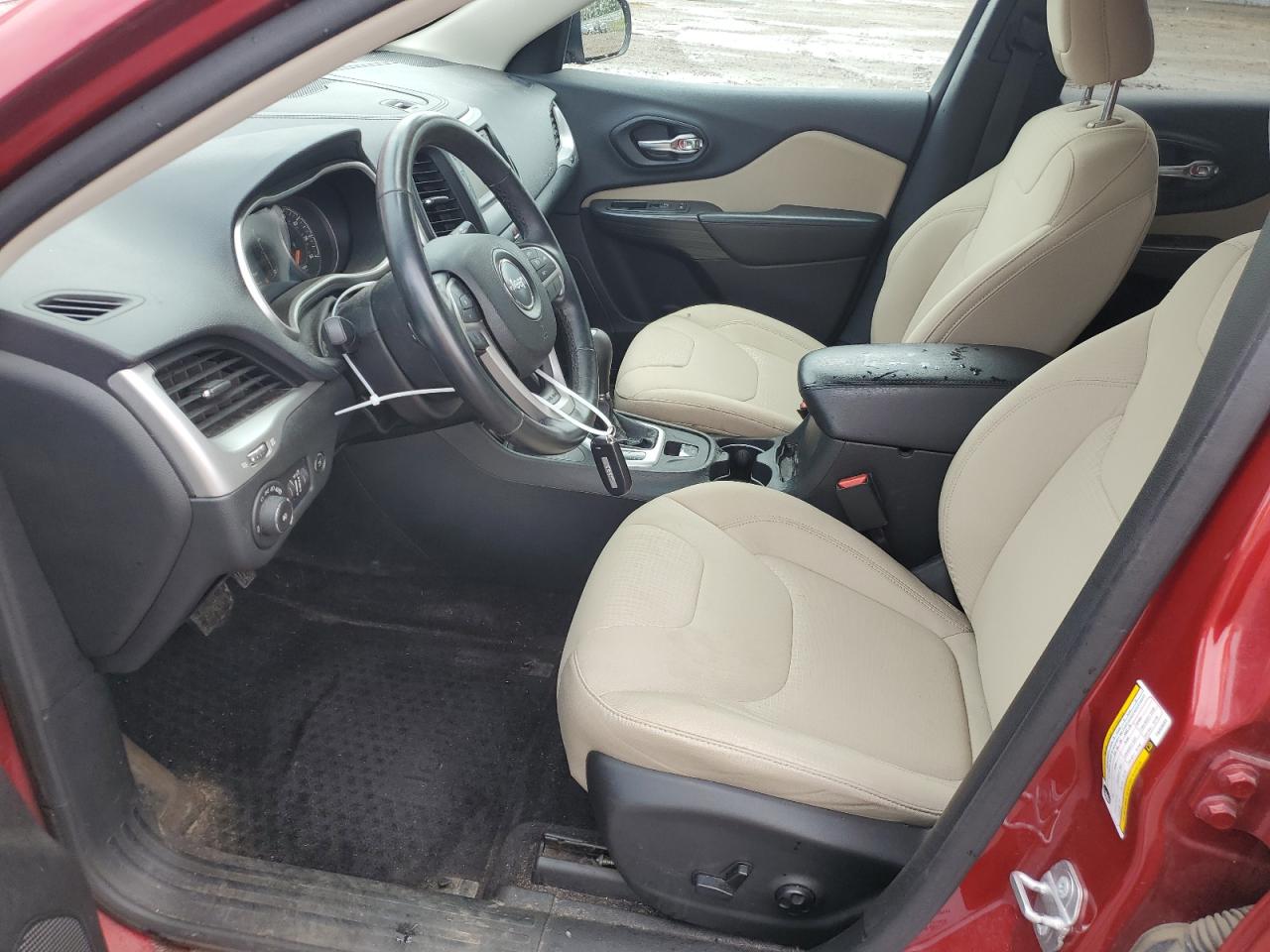 1C4PJMCS2FW636554 2015 Jeep Cherokee Latitude