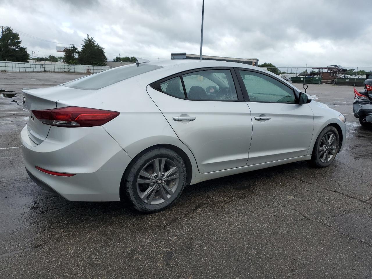 2017 Hyundai Elantra Se vin: 5NPD84LF8HH134612