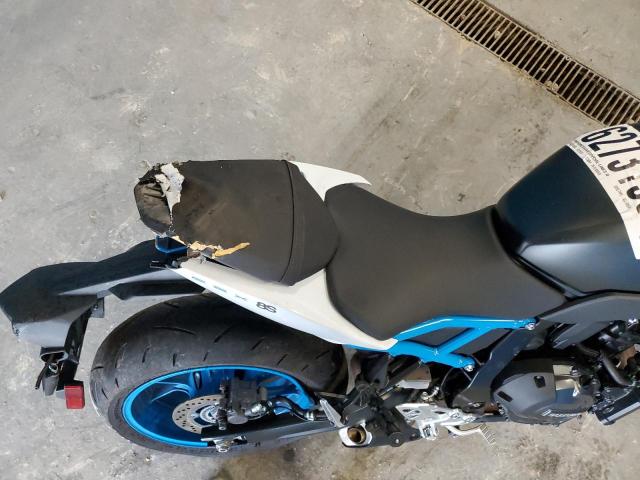 2023 SUZUKI GSX800 R - JS1EM11B7P7100141