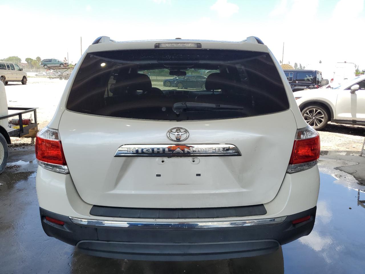 5TDYK3EH5BS046422 2011 Toyota Highlander Limited