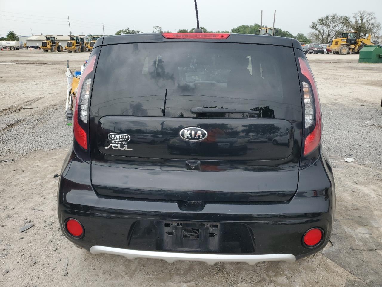 KNDJP3A57H7415847 2017 Kia Soul +