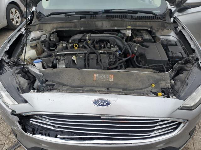 3FA6P0T96LR255228 Ford Fusion SE 11