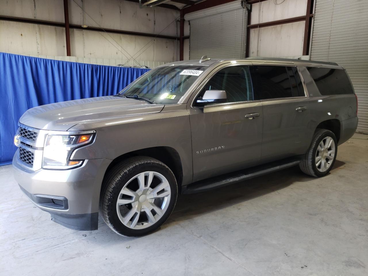 2017 Chevrolet Suburban K1500 Lt vin: 1GNSKHKC7HR388576