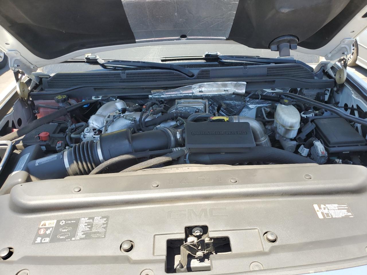 1GT12TEY9JF231377 2018 GMC Sierra K2500 Slt