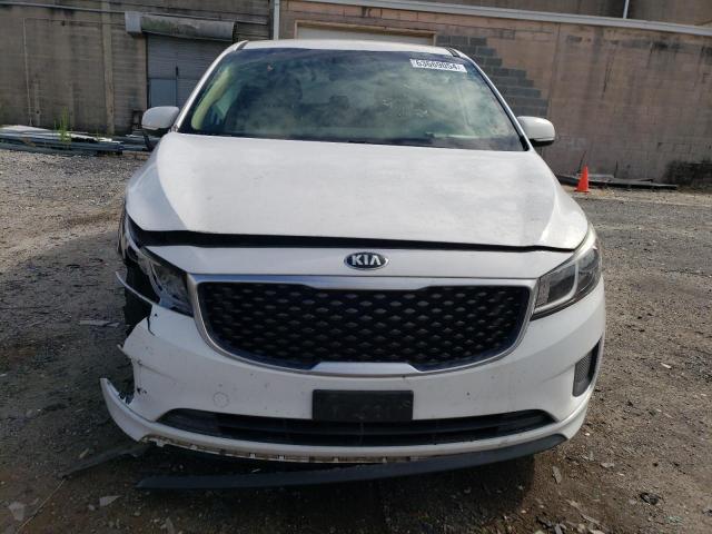 VIN KNDMB5C15J6348615 2018 KIA Sedona, LX no.5