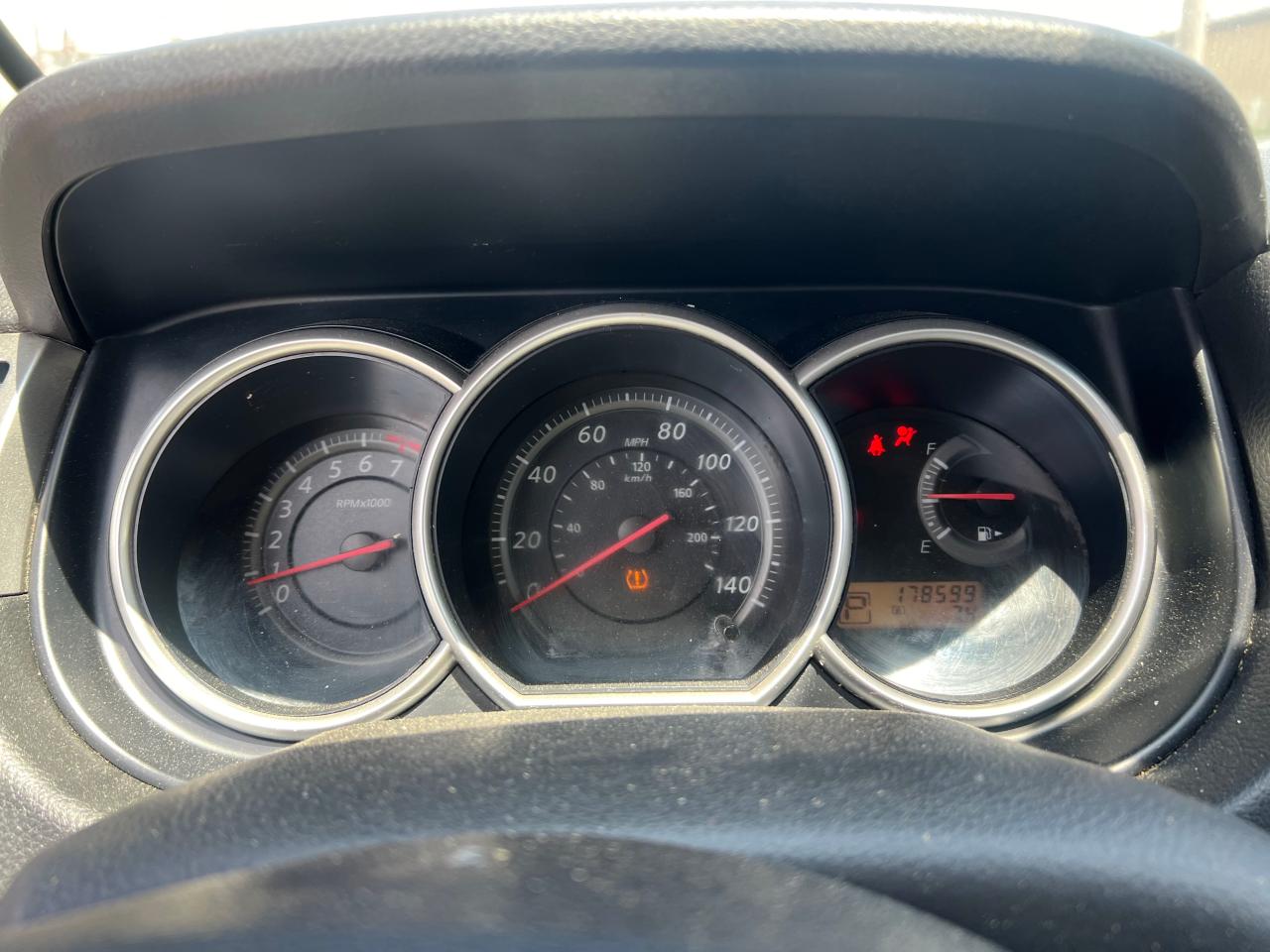 3N1BC1CP1BL372003 2011 Nissan Versa S