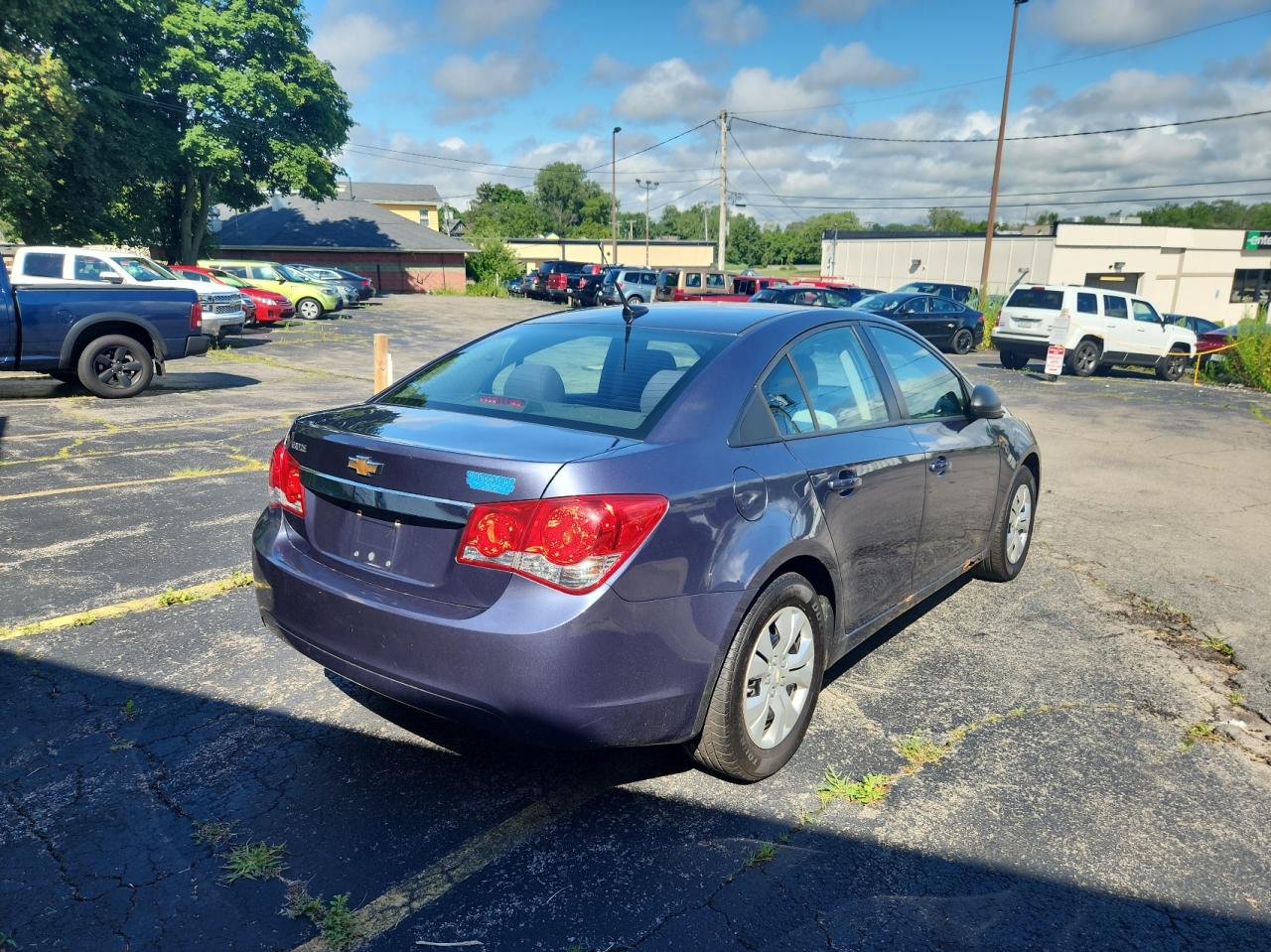 2013 Chevrolet Cruze Ls vin: 1G1PA5SH9D7225406