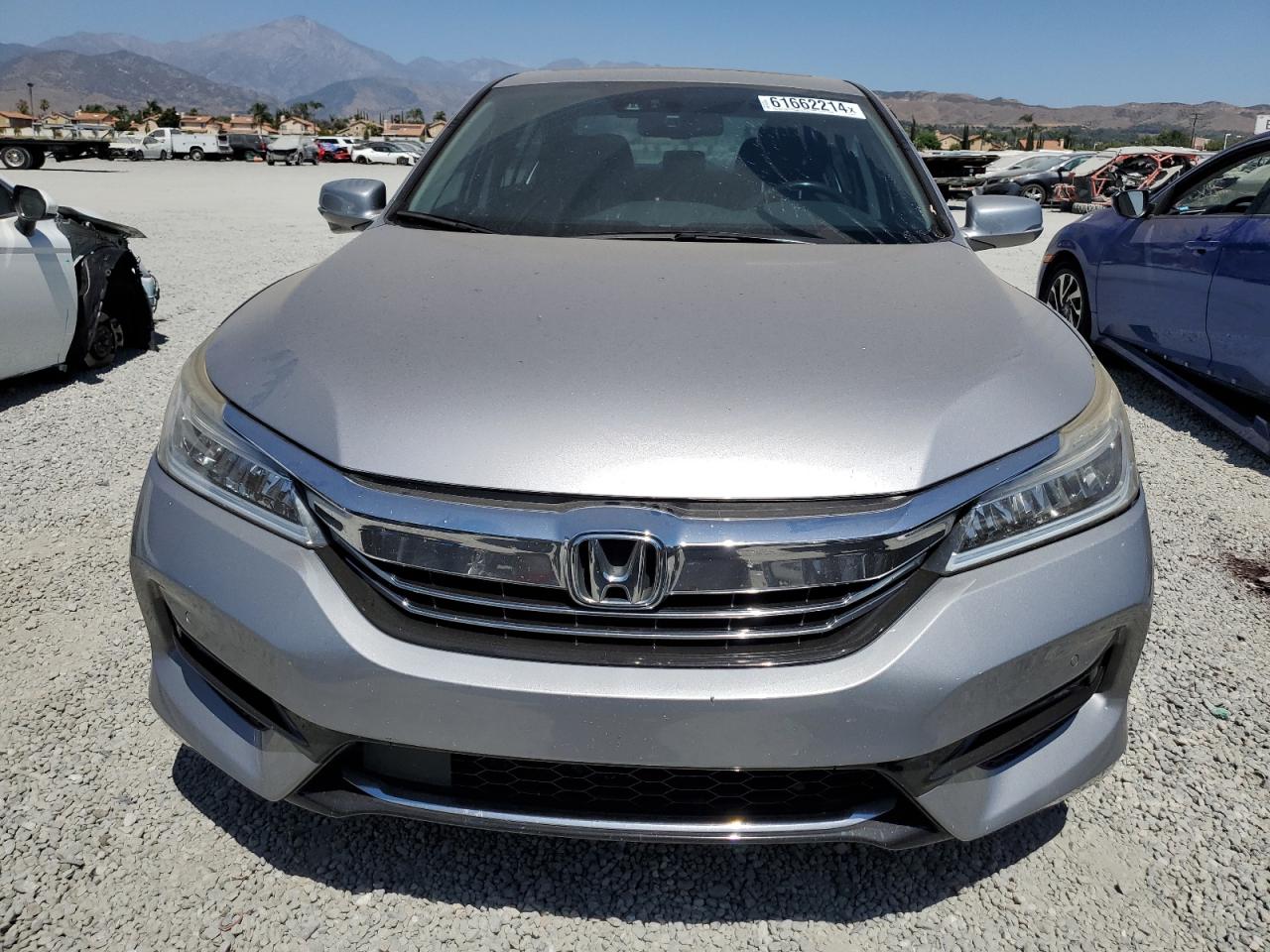 2017 Honda Accord Touring Hybrid vin: JHMCR6F77HC020622