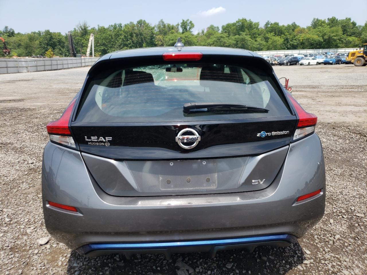 1N4AZ1CP9JC301106 2018 Nissan Leaf S