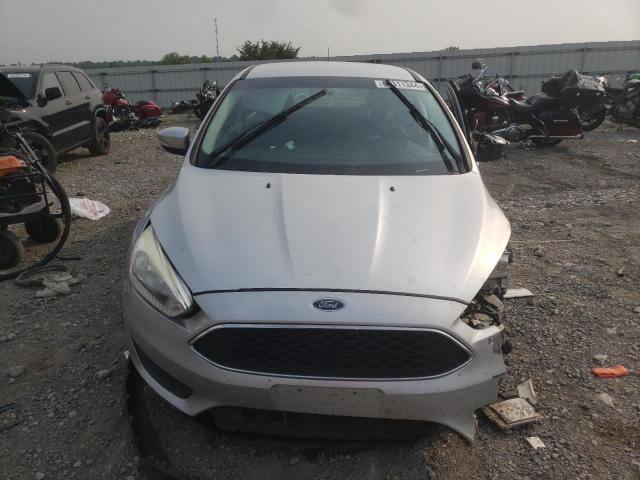 VIN 1FADP3F21FL312462 2015 Ford Focus, SE no.5