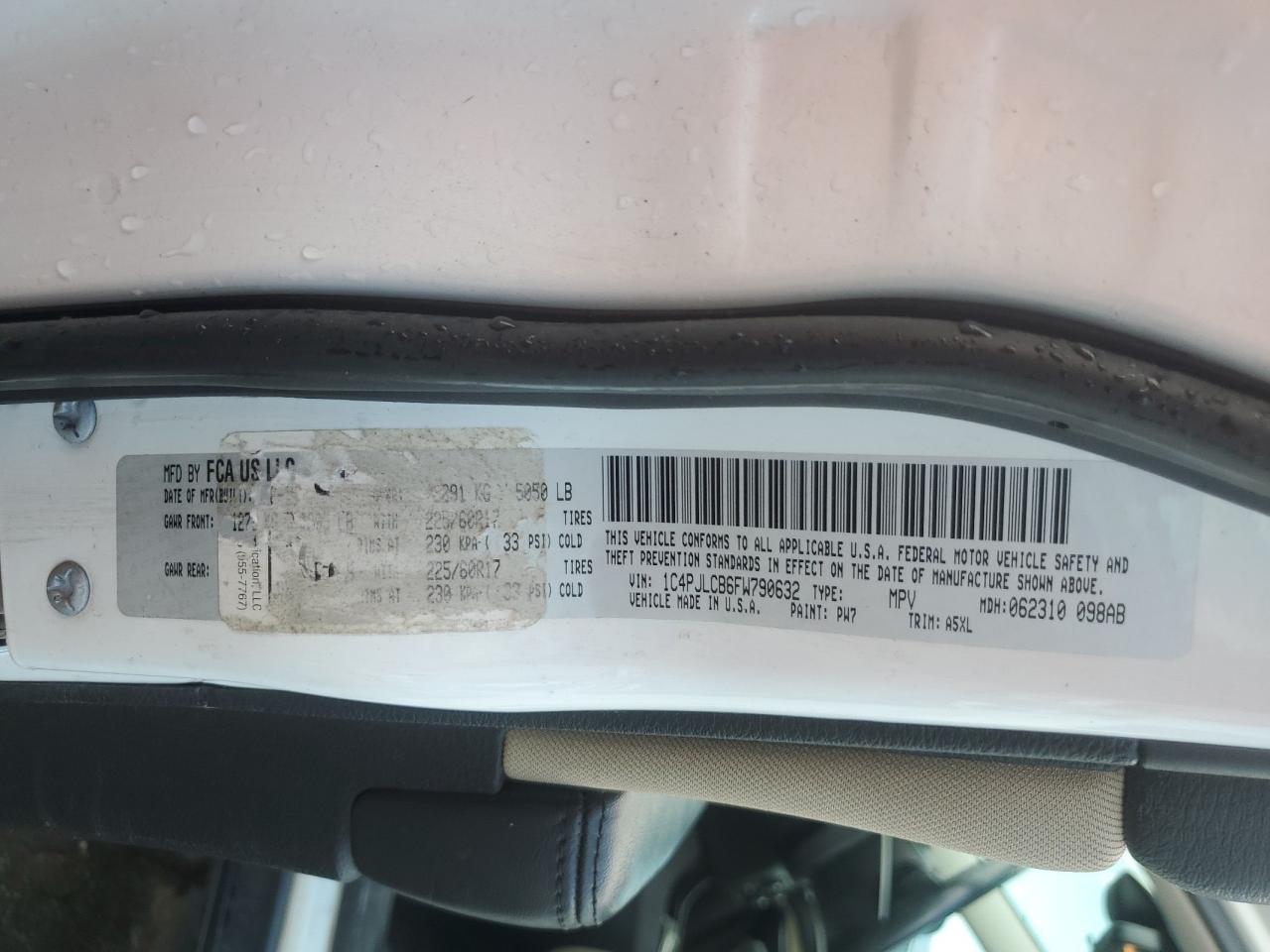 1C4PJLCB6FW790632 2015 Jeep Cherokee Latitude