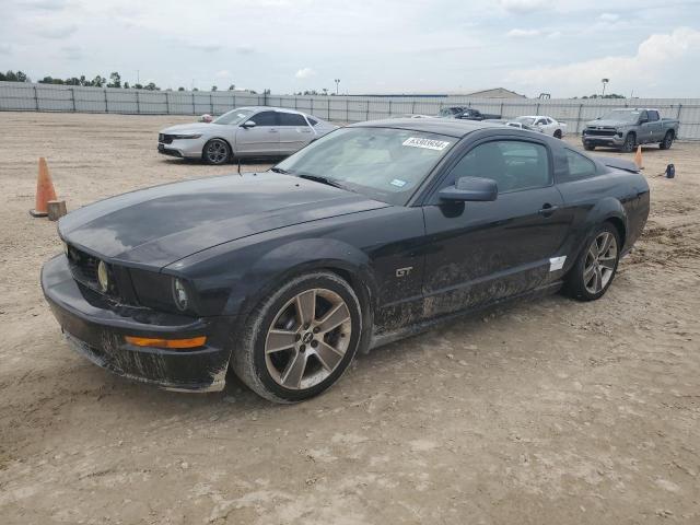 FORD MUSTANG GT