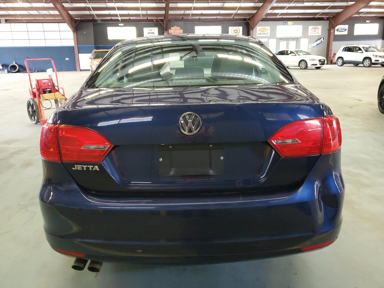 2014 Volkswagen Jetta Base vin: 3VW1K7AJ2EM357115