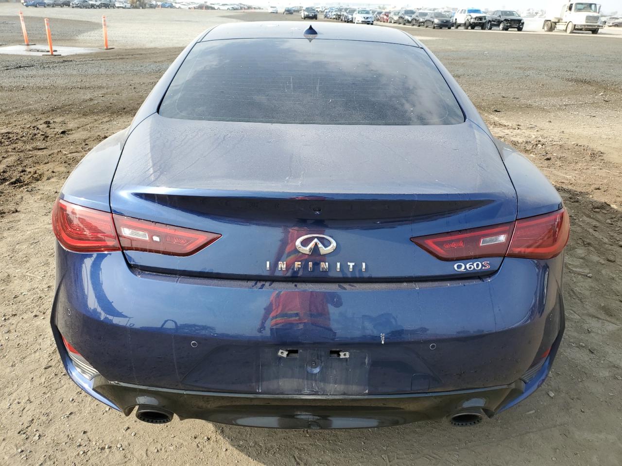 JN1FV7EK6JM530808 2018 Infiniti Q60 Red Sport 400