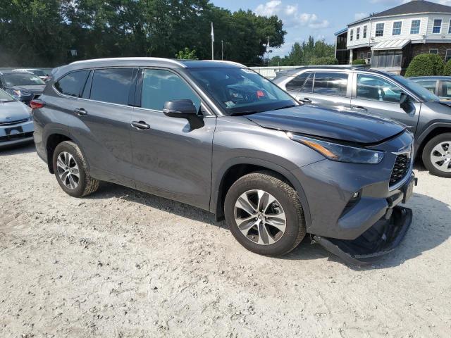 2022 TOYOTA HIGHLANDER - 5TDGZRBHXNS584861