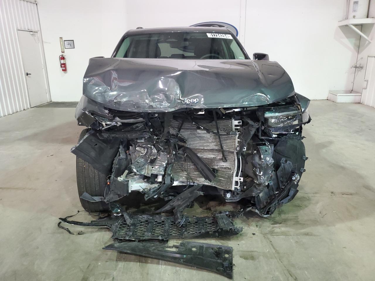 1C4RJYB61RC720780 2024 Jeep Grand Cherokee Limited 4Xe 1C4RJYB61RC720780 2024 Jeep Grand Cherokee Limited 4Xe