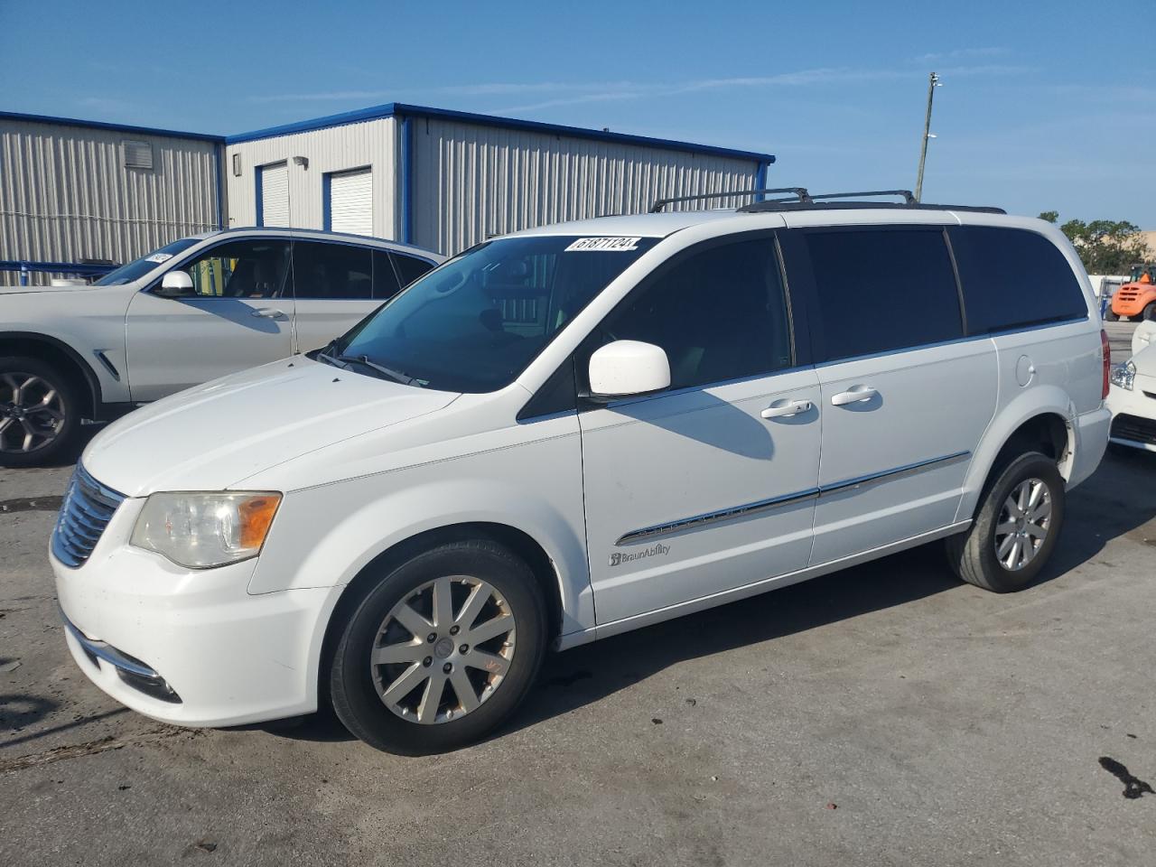 2014 Chrysler Town & Country Touring vin: 2C4RC1BG3ER217635