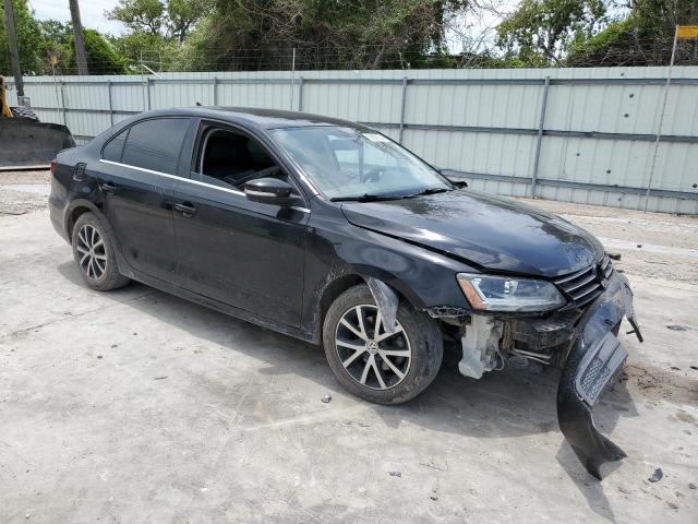 VIN 3VWDB7AJ5HM232465 2017 Volkswagen Jetta, SE no.4