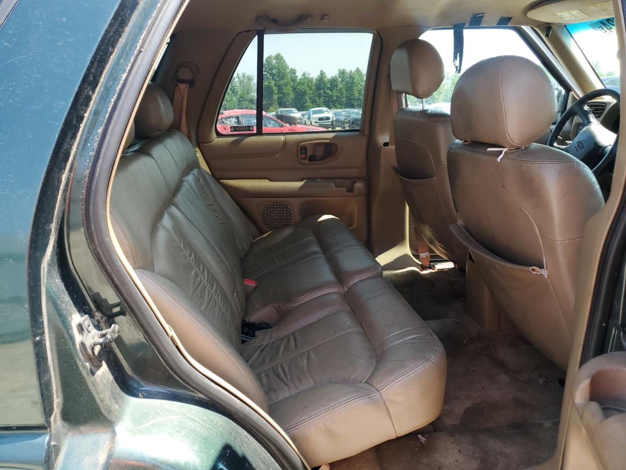 1GNDT13W62K129311 2002 Chevrolet Blazer