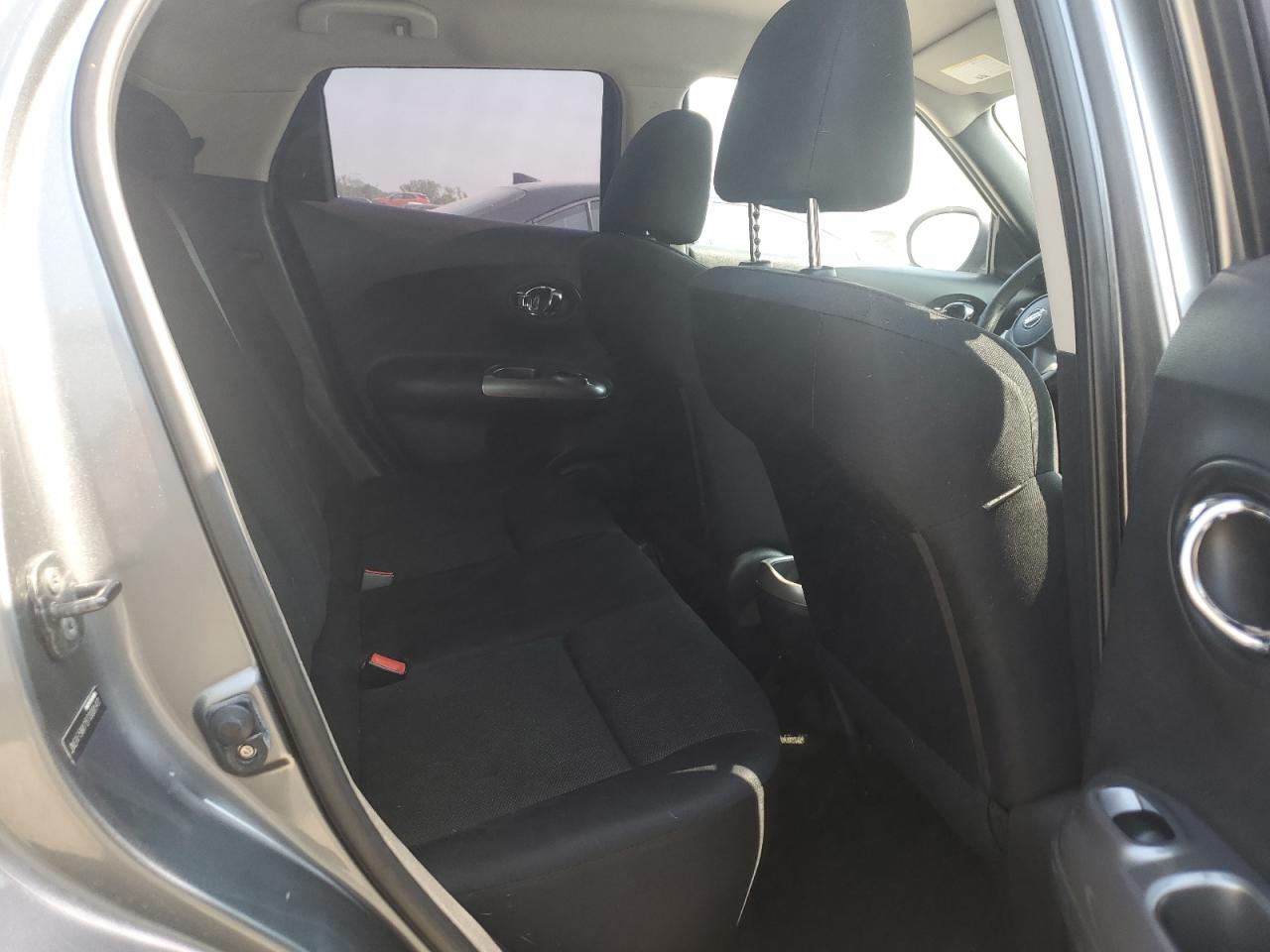 JN8AF5MV1BT008541 2011 Nissan Juke S