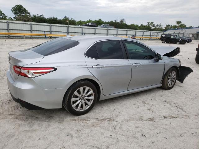 VIN 4T1B11HKXKU747792 2019 Toyota Camry, L no.3