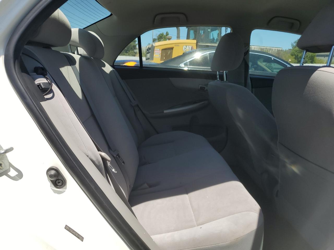 JTDBU4EE3BJ105816 2011 Toyota Corolla Base