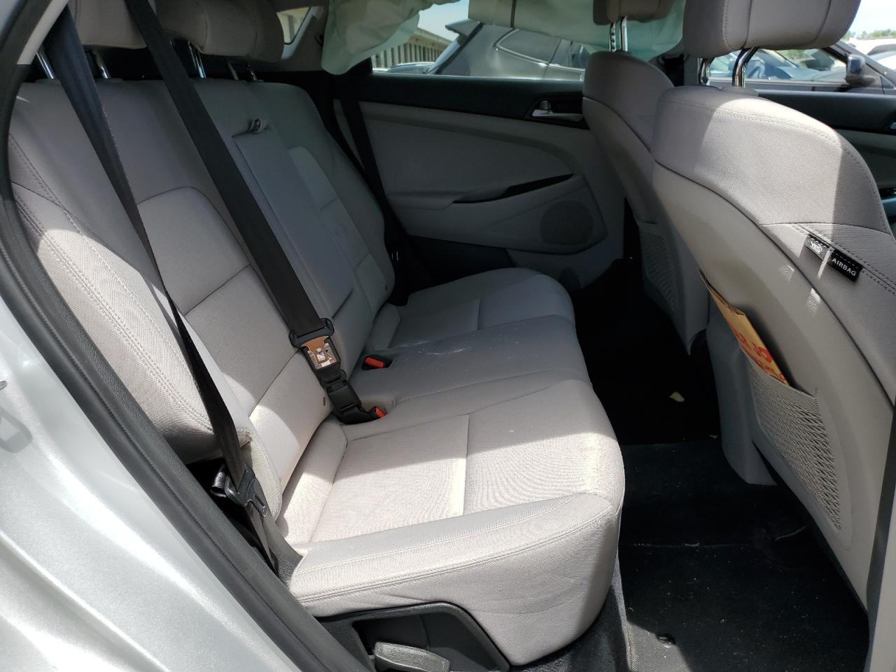 KM8J3CA46JU625328 2018 Hyundai Tucson Sel