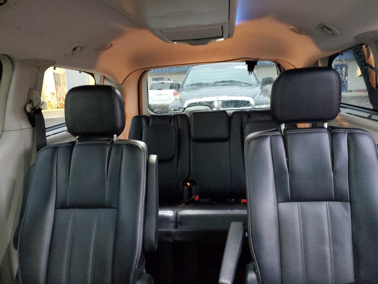 2C4RC1CG6ER466977 2014 Chrysler Town & Country Touring L