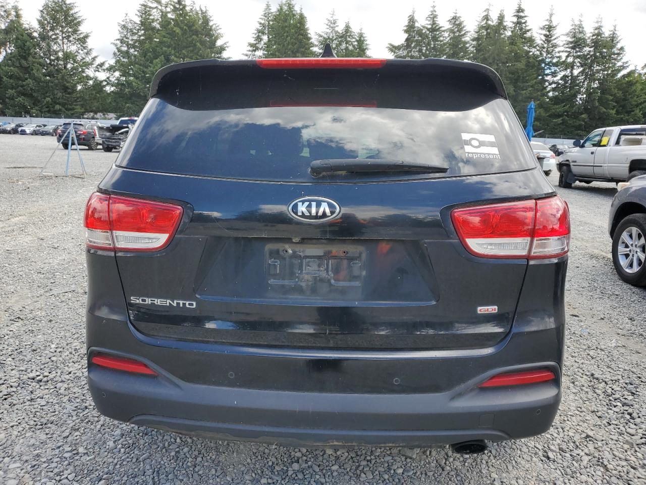 2016 Kia Sorento Lx vin: 5XYPG4A35GG028827