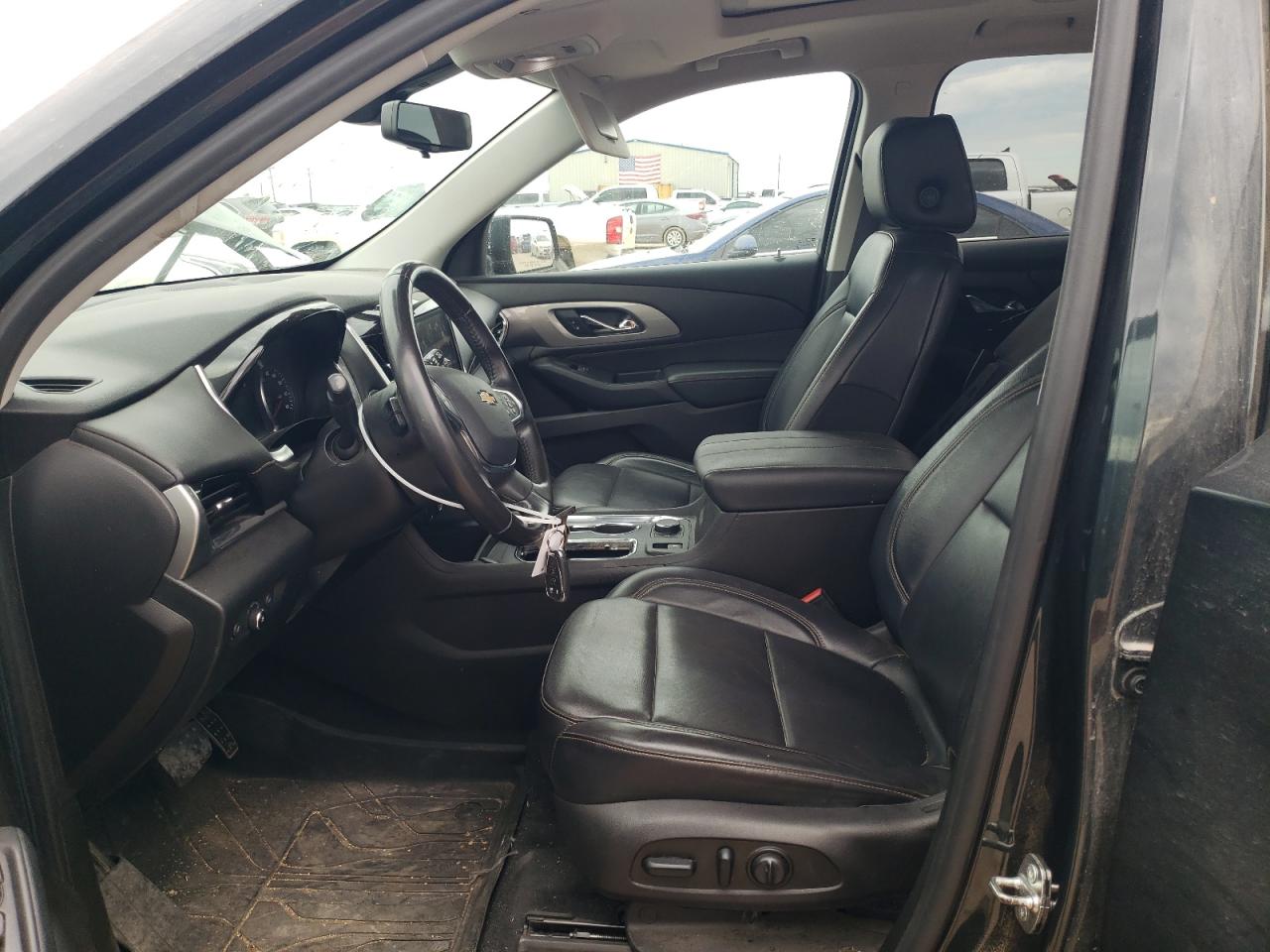 1GNEVHKW7JJ216132 2018 Chevrolet Traverse Lt