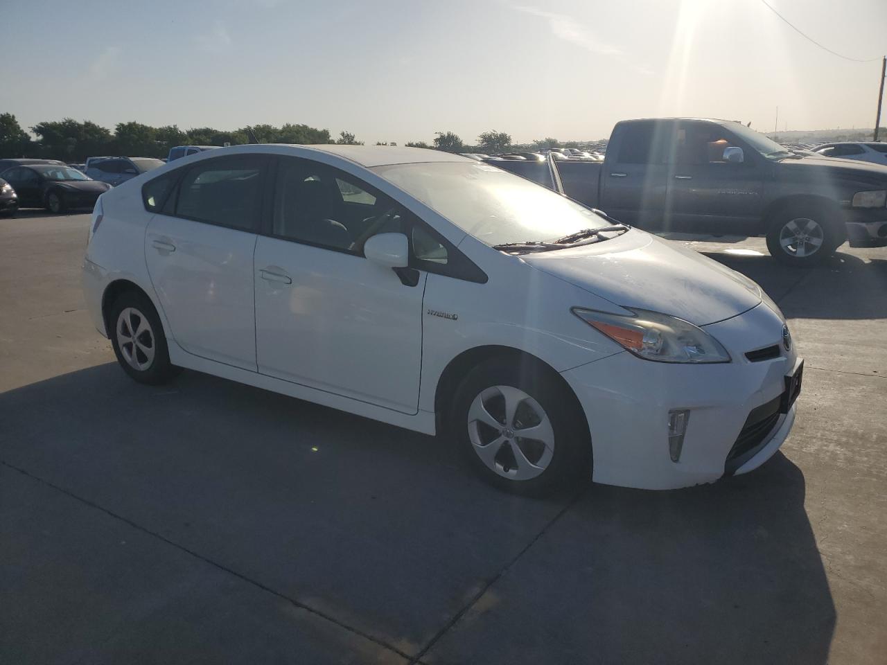 2013 Toyota Prius vin: JTDKN3DU8D5658537