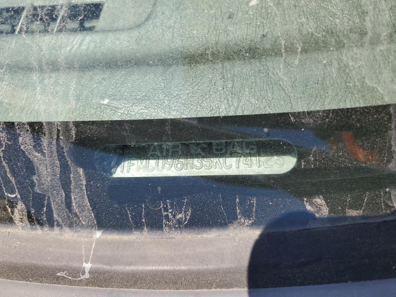 1FMCU96H35KC74125 2005 Ford Escape Hev