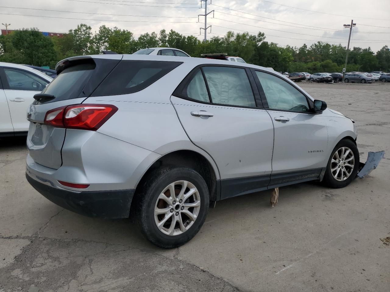 2018 Chevrolet Equinox Ls vin: 2GNAXHEV5J6141651