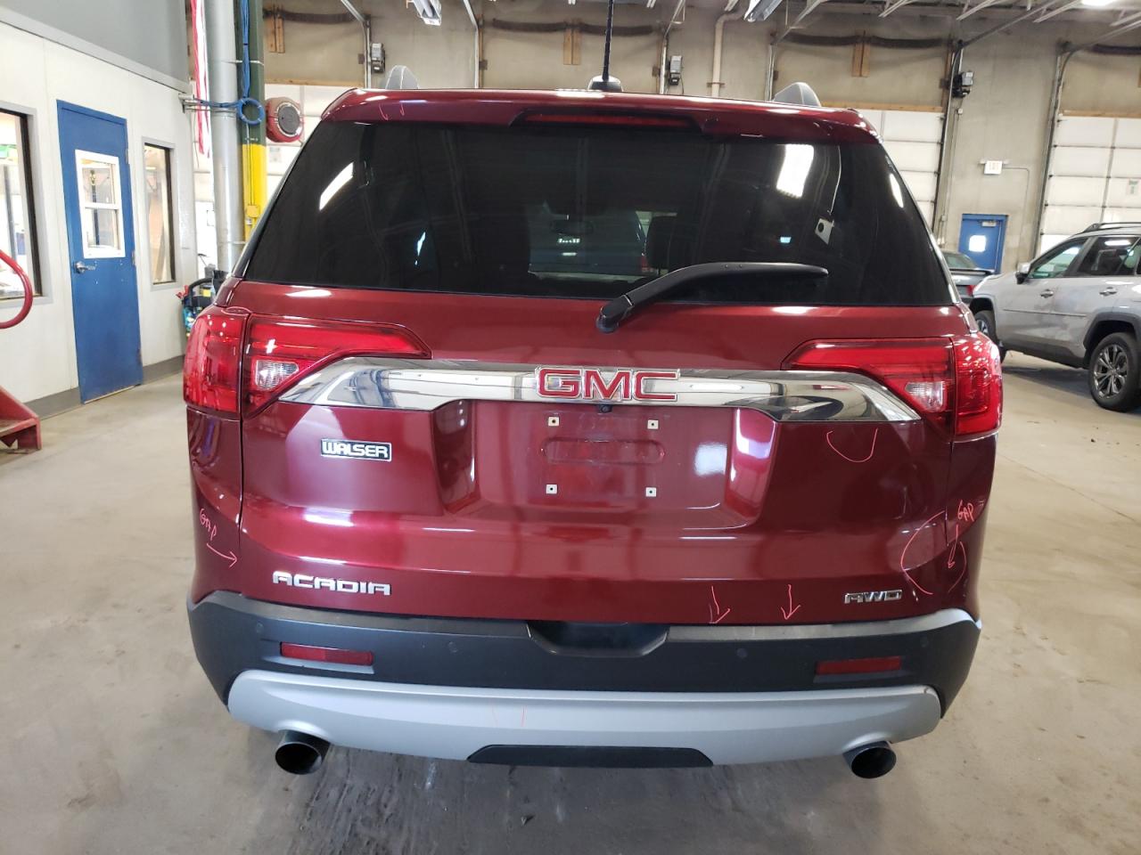 1GKKNULS6JZ125746 2018 GMC Acadia Slt-1