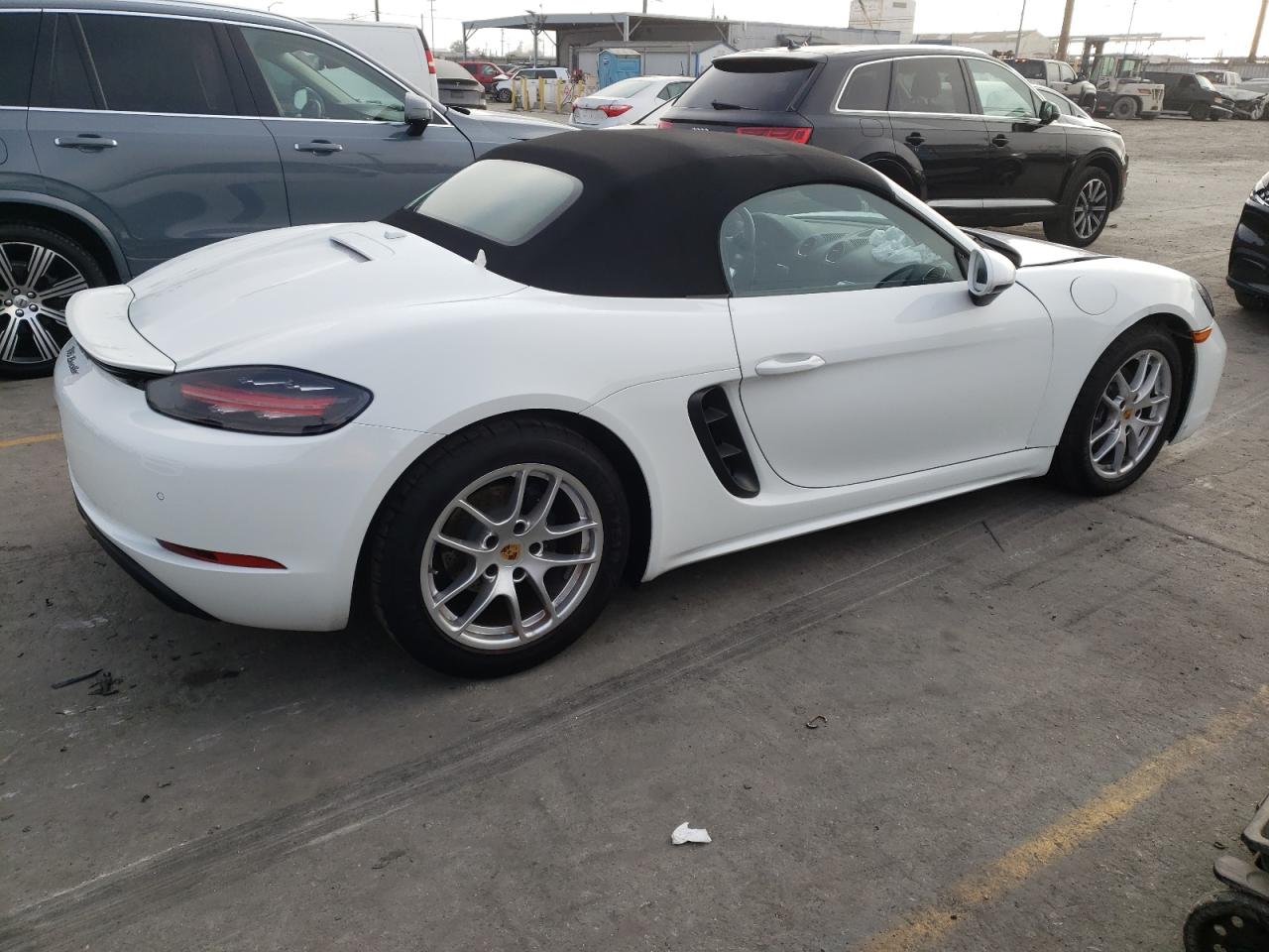 2024 Porsche Boxster Base vin: WP0CA2A89RK205215