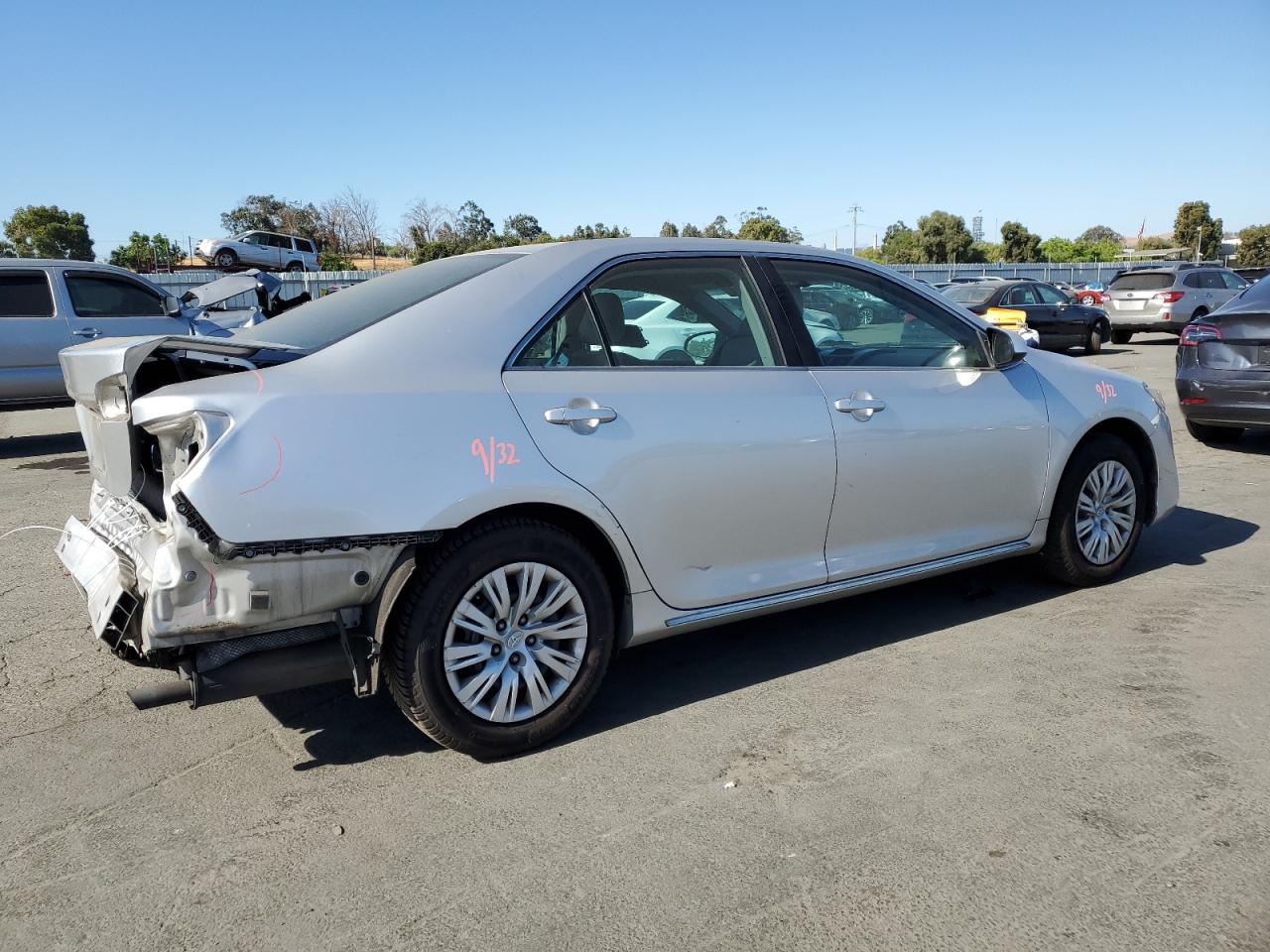 2013 Toyota Camry L vin: 4T4BF1FK2DR298265