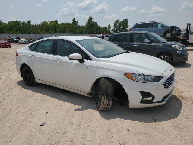 VIN 3FA6P0HD9KR283262 2019 Ford Fusion, SE no.4