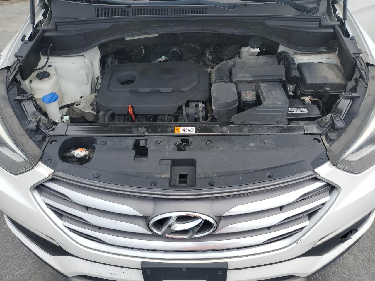 2018 Hyundai Santa Fe Sport vin: 5NMZT3LB4JH081793