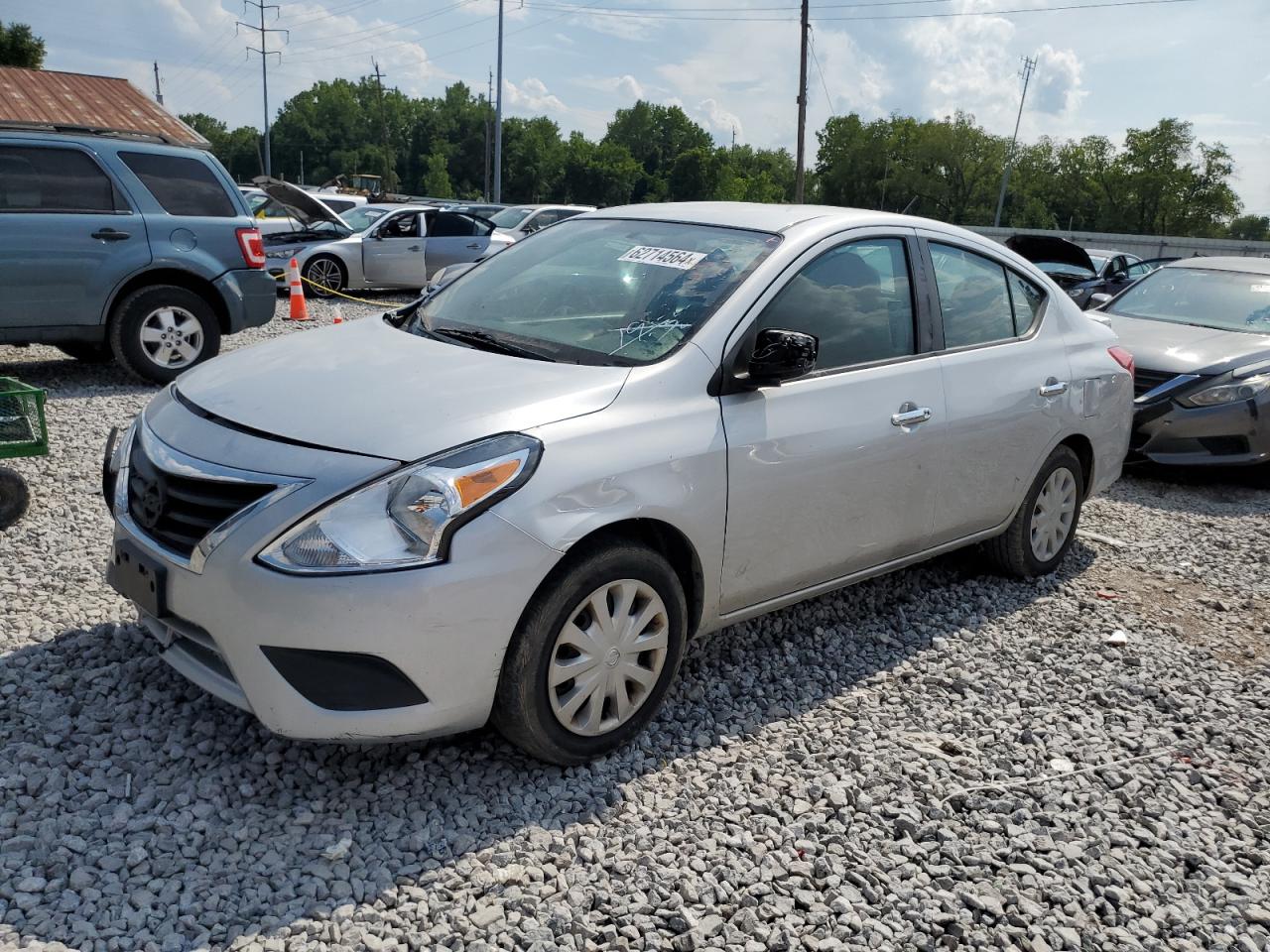 Lot #2828553273 2018 NISSAN VERSA S