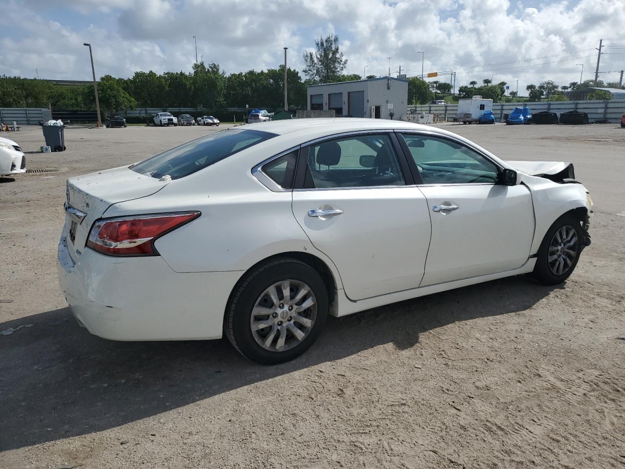 2014 Nissan Altima 2.5 vin: 1N4AL3AP3EC280324