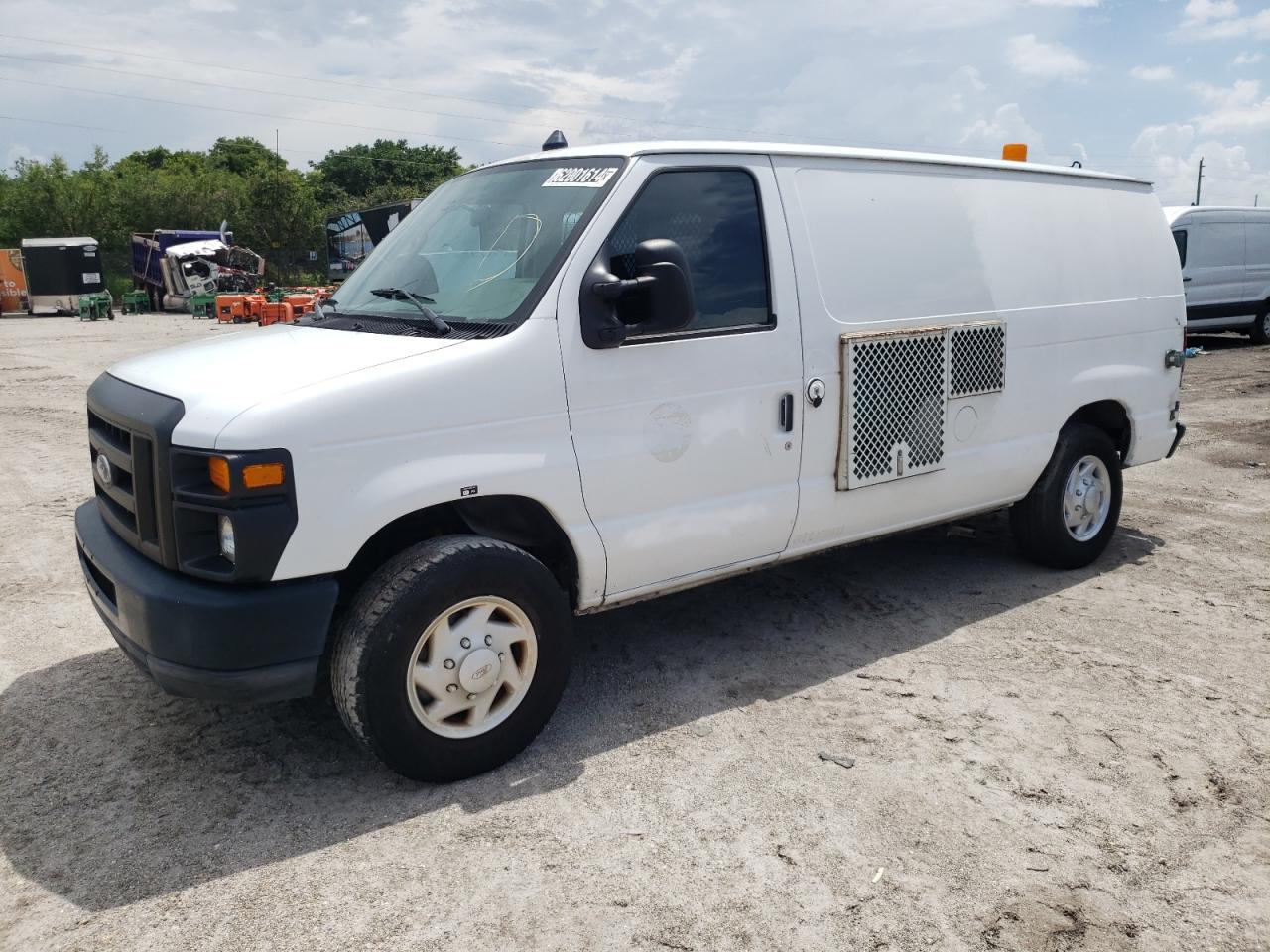  Salvage Ford Econoline