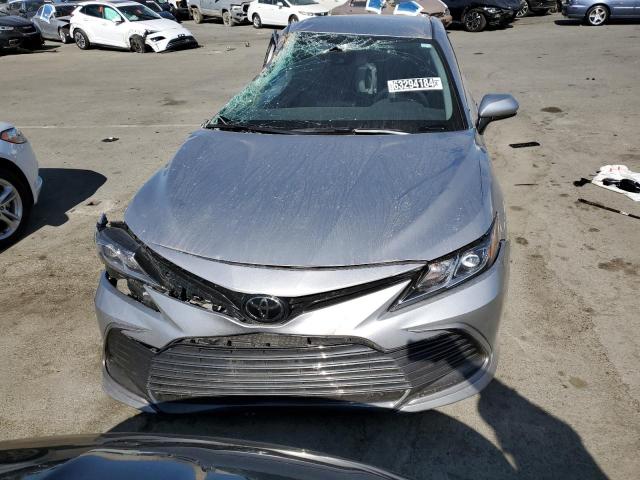 VIN 4T1C11AK4PU727396 2023 Toyota Camry, LE no.5